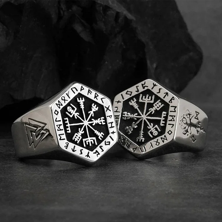 Coutureaura Vegvisir with Valknut Nordic Ring