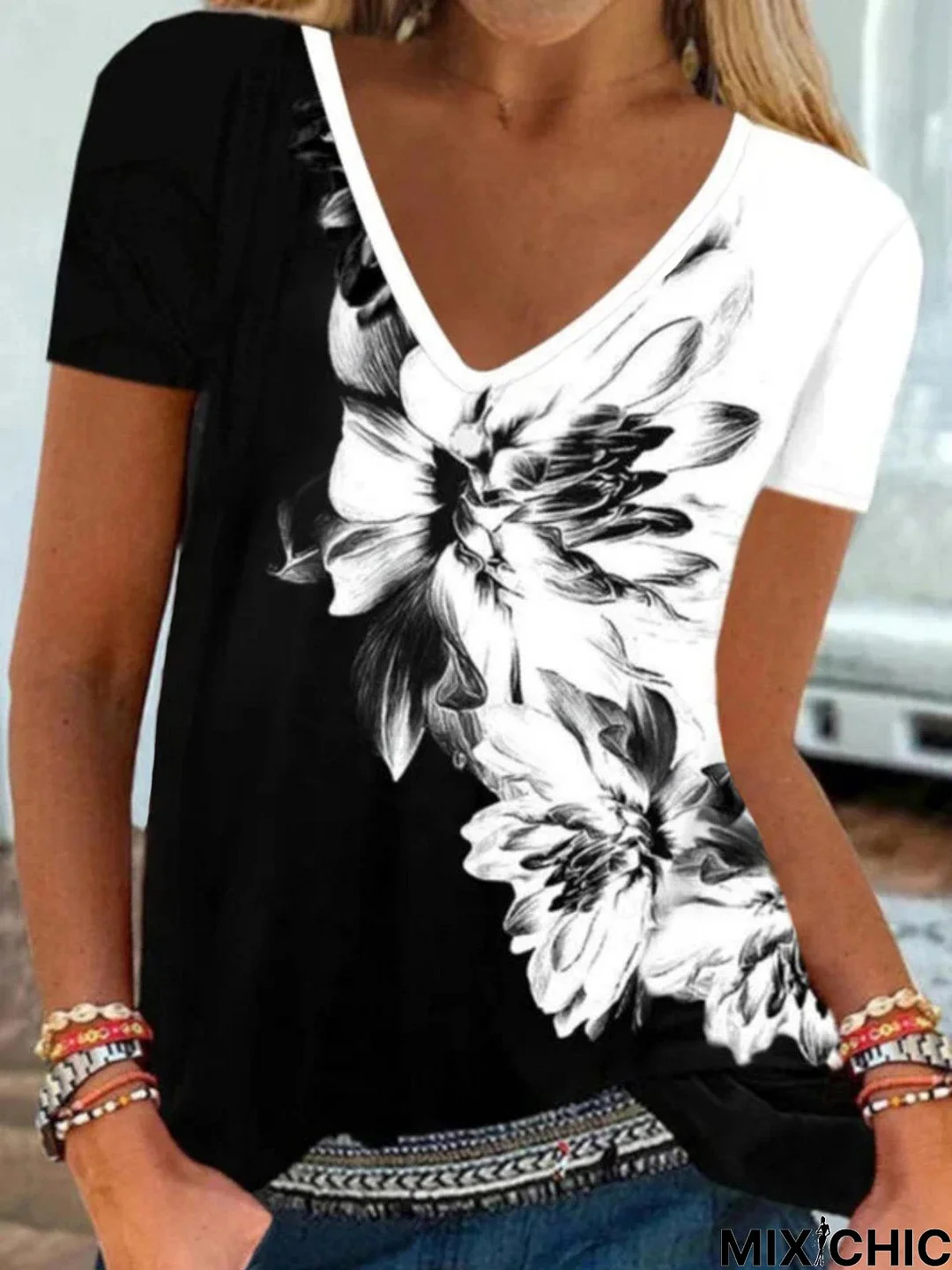 Casual Short Sleeve V Neck Printed Top T-shirt