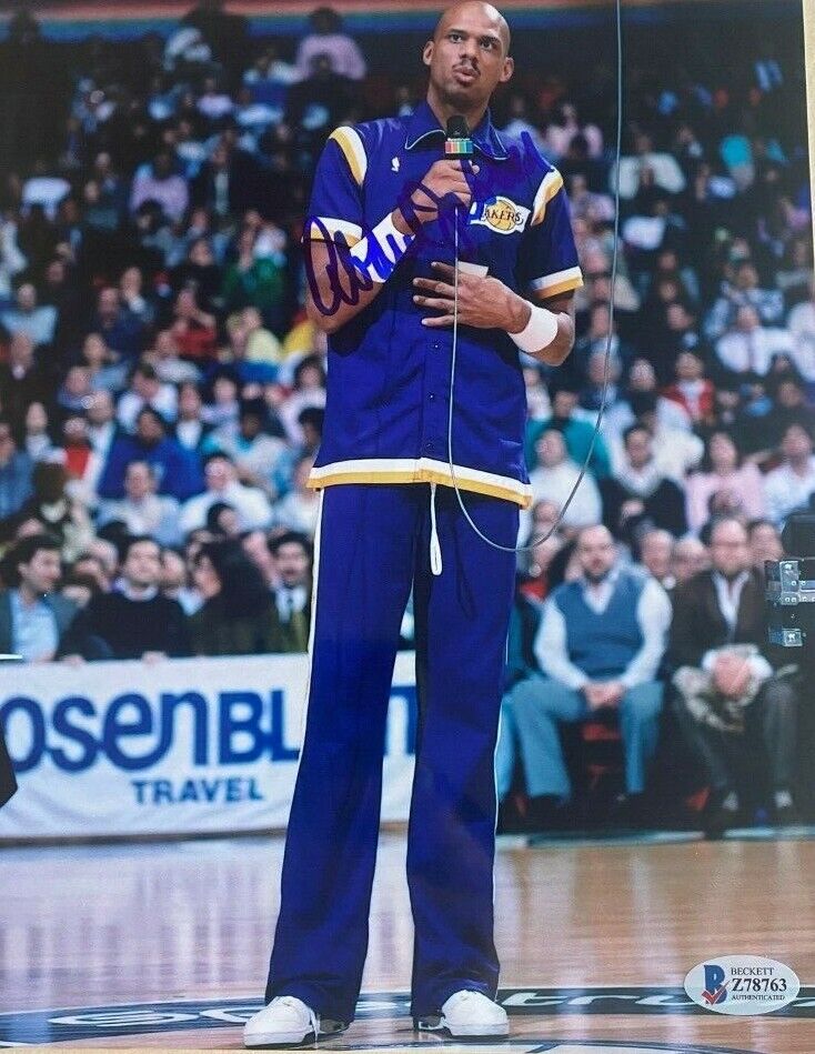 Kareem Abdul-Jabbar signed autographed 8x10 Photo Poster painting Lakers Rare Beckett COA