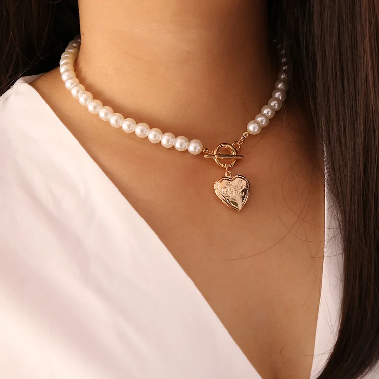 Fashion White Pearl Retro Heart-Shaped Plating Necklace