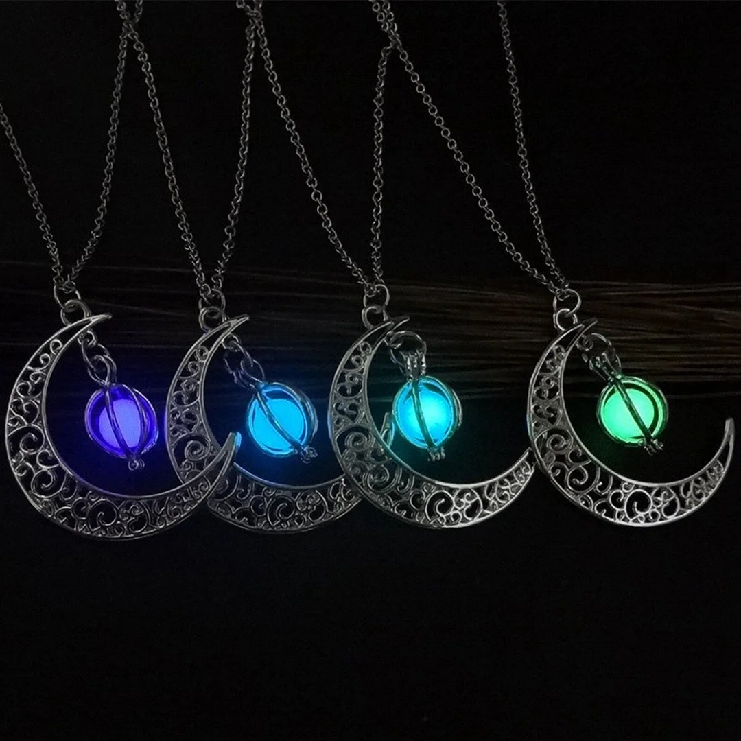 Moon Glow Necklace