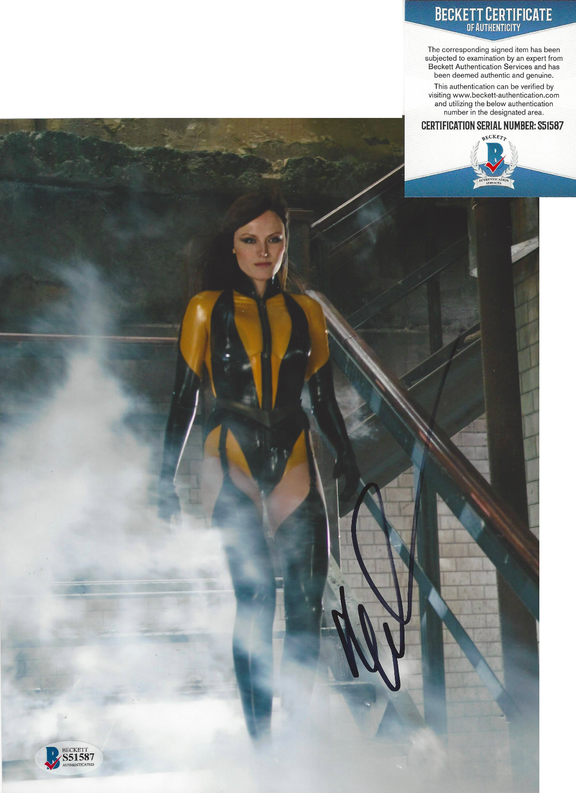 MALIN AKERMAN SIGNED 'THE WATCHMEN' 8x10 MOVIE Photo Poster painting 2 ACTRESS BECKETT BAS COA