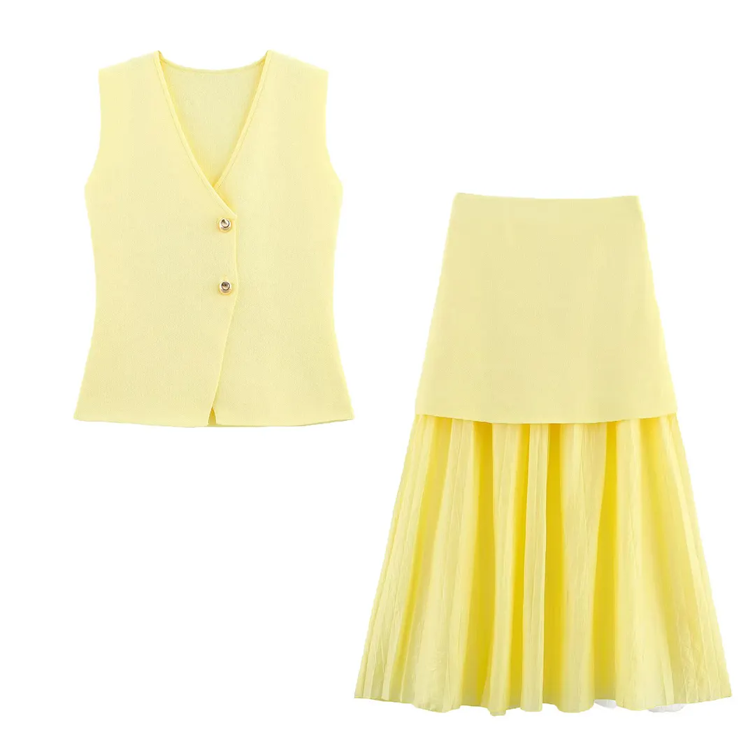 Nigikala Nigikala Women's 2025 Summer New V-Neck Gold Button Knitted Vest + Folding Skirt Suit