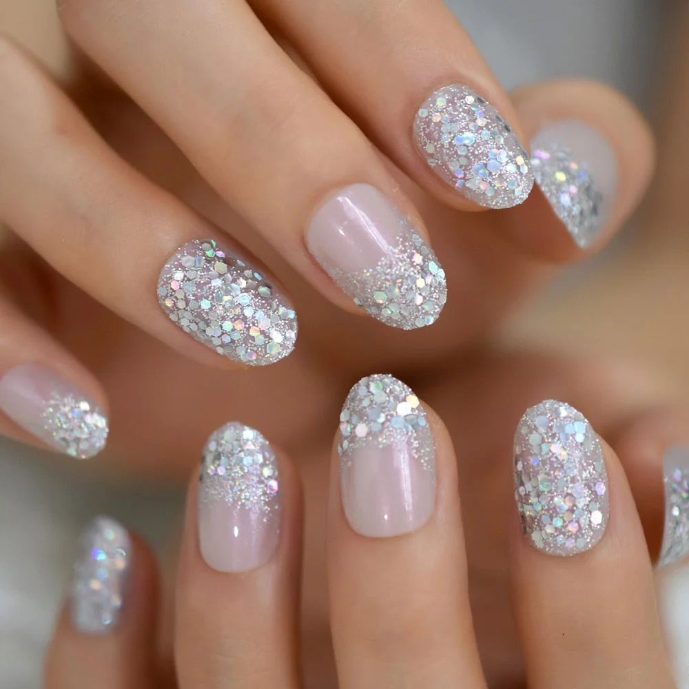 Holographic Silver Glitter Press On Nails Short Style Daily Wear Nude Pink Lady False Nails Oval Shape Nail Art Tips 515-Nail Inspo