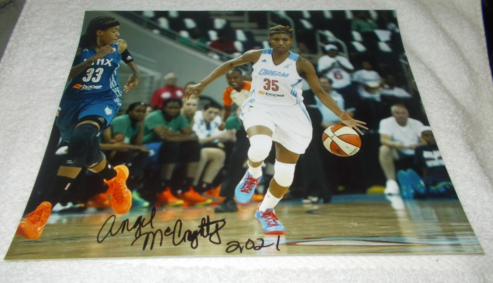 ANGEL McCOUGHTRY ATLANTA DREAM SIGNED AUTOGRAPHED 8X10 Photo Poster painting COA WNBA