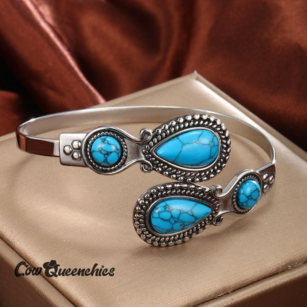 Statement Turquoise Metal Bracelet Silver / One-Size