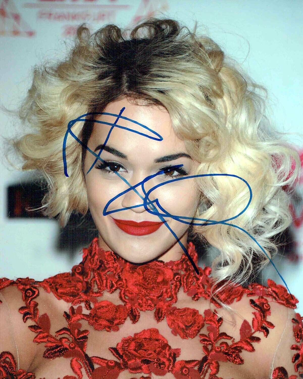 Rita ORA Autograph SIGNED 10x8 Photo Poster painting AFTAL COA British Singer Actress Music