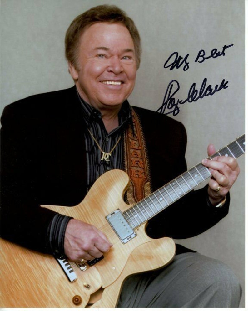 Roy clark signed autographed Photo Poster painting