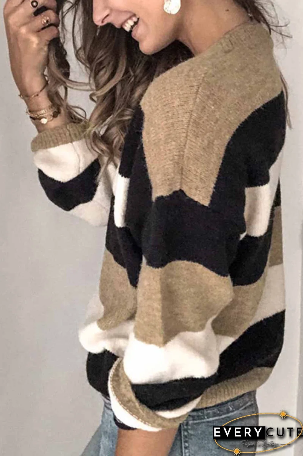 Striped O-Neck Contrast Sweater(3 Colors)
