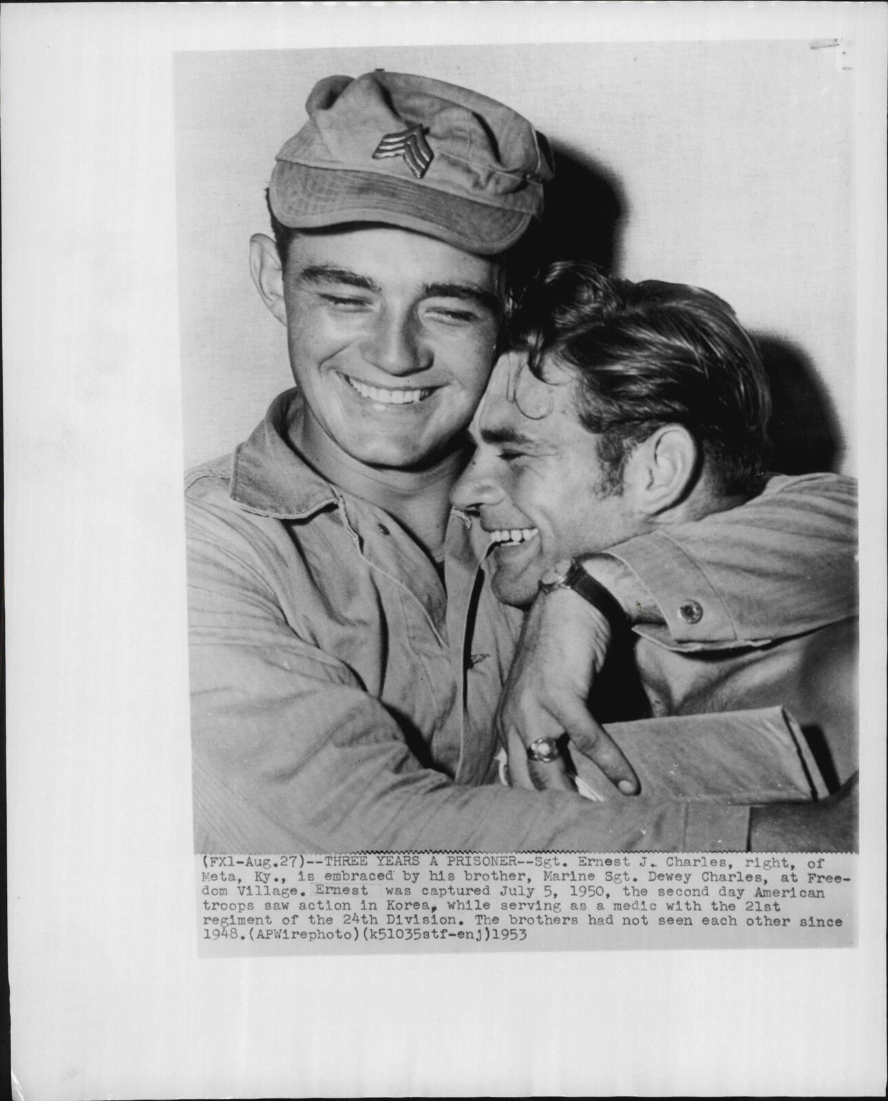 Returned Prisoner Ernest Charles Hugs Brother Marine 1953 Korea War Press Photo Poster painting