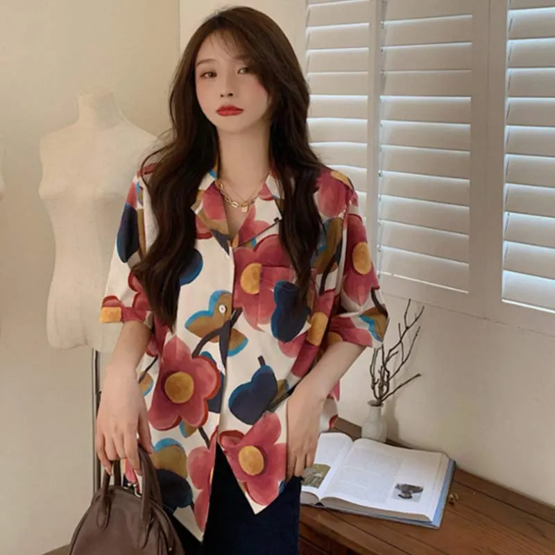 Vintage Floral Print Pocket Loose T-Shirt