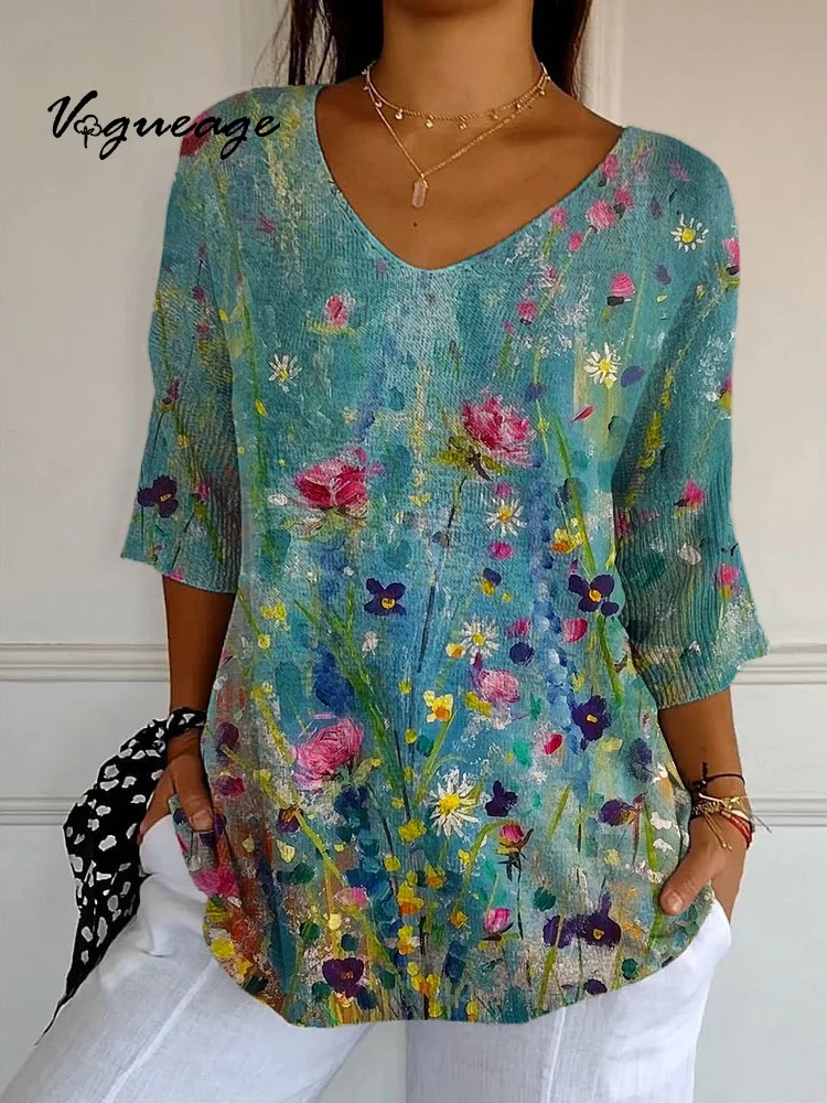 Gentle Elegant And Fashionable Flowers Printed Knitted Sweater