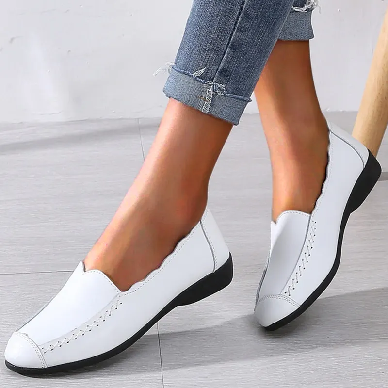 Trendy and comfortable casual shoes