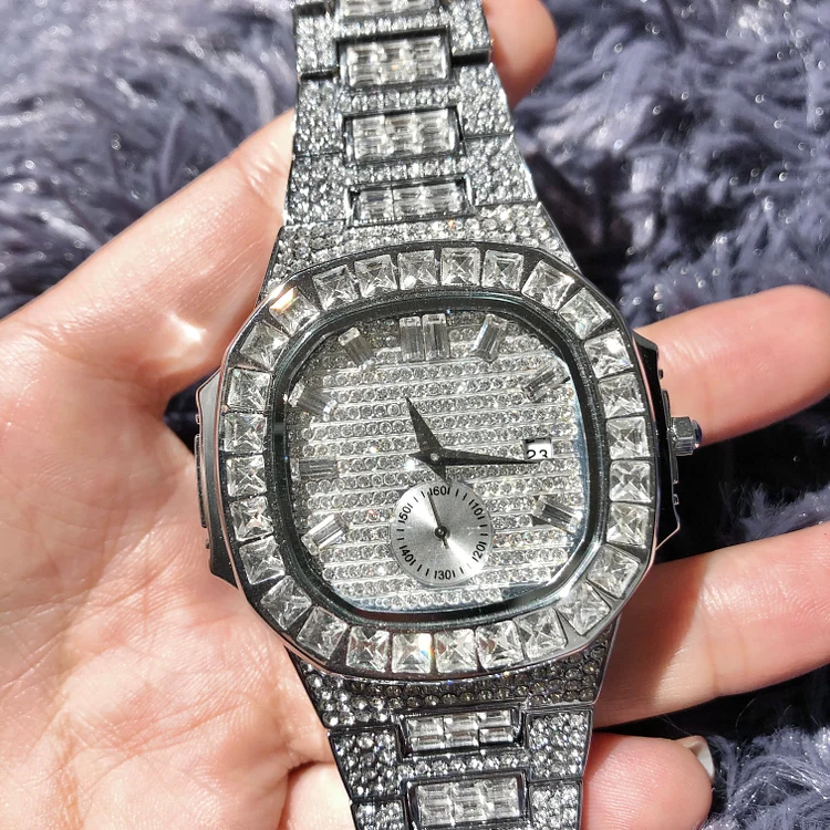 Full Diamond Automatic Date Chronograph Quartz Luxury Iced Out Watch-VESSFUL