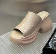 Yyvonne And Fish Mouth Slippers Women 2025 Summer New Patent Pine Cake Small Man Wearing A Word Cold Slippers Woman