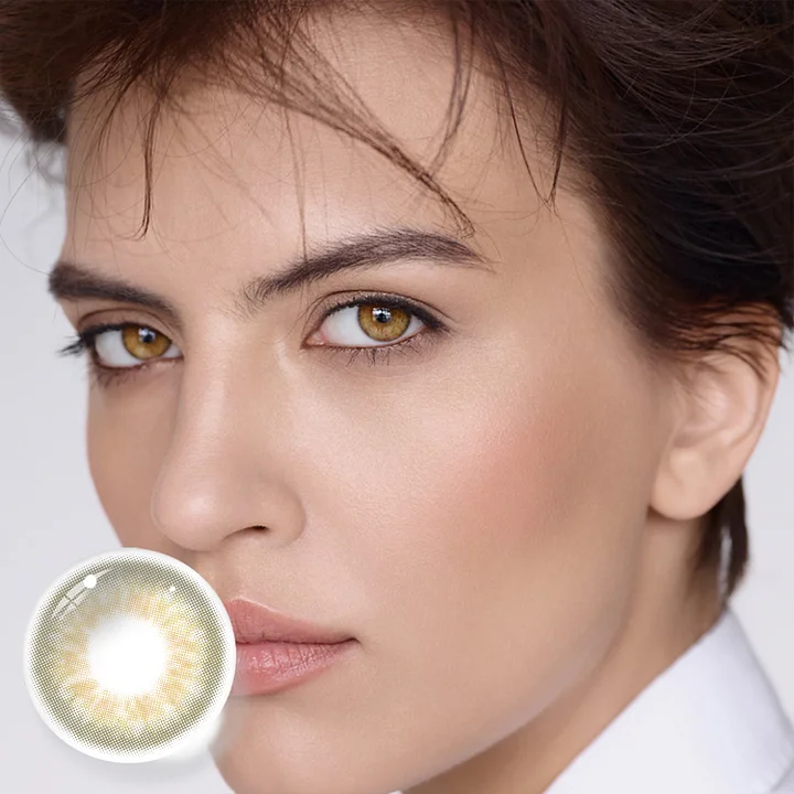 A girl with DNA Taylor Brown Hazel contact lenses