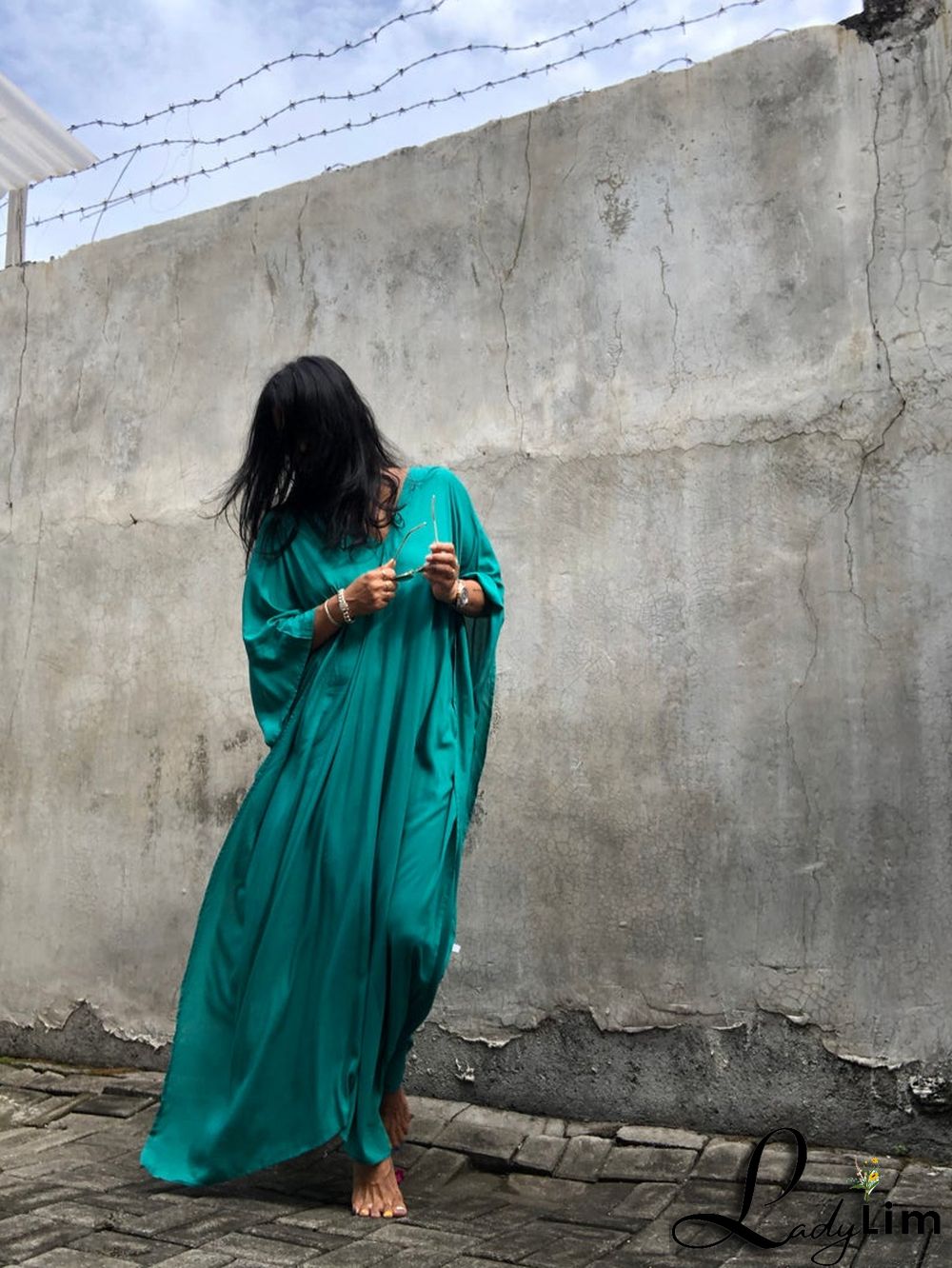 V Neck Solid Color Beach Cover Up