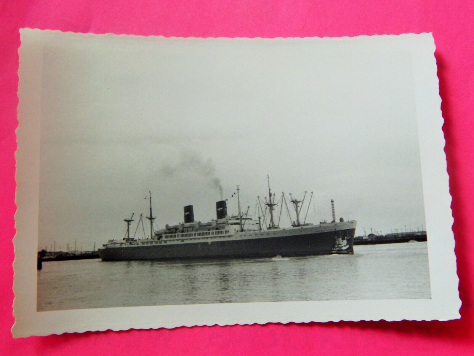 PRESIDENT CLEVELAND STEAMSHIP IN HONOLULU HARBOR ORIGINAL VTG 1957 Photo Poster painting