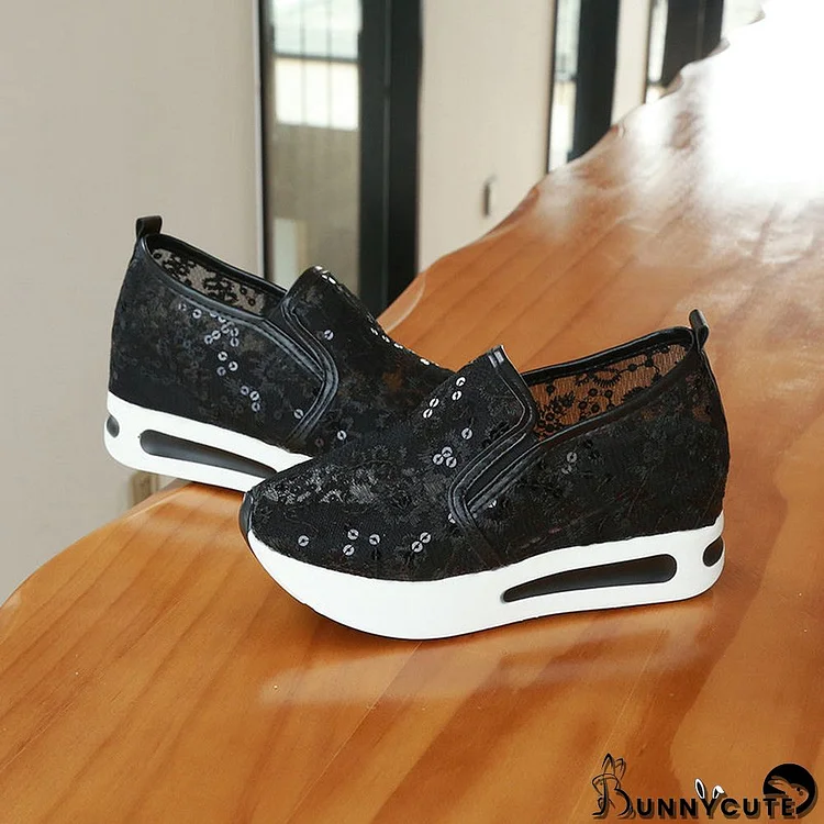 Women Breathable Floral Embroidery Slip-on Muffin Sneakers Shoes