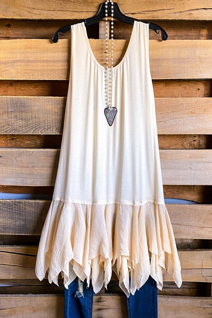 Solid color sleeveless vest