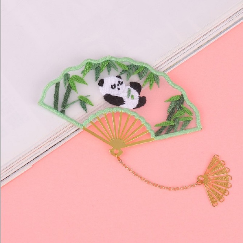 

Panda - Fan Shaped Bookmark Embroidery - Cross Stitch, 501 Original