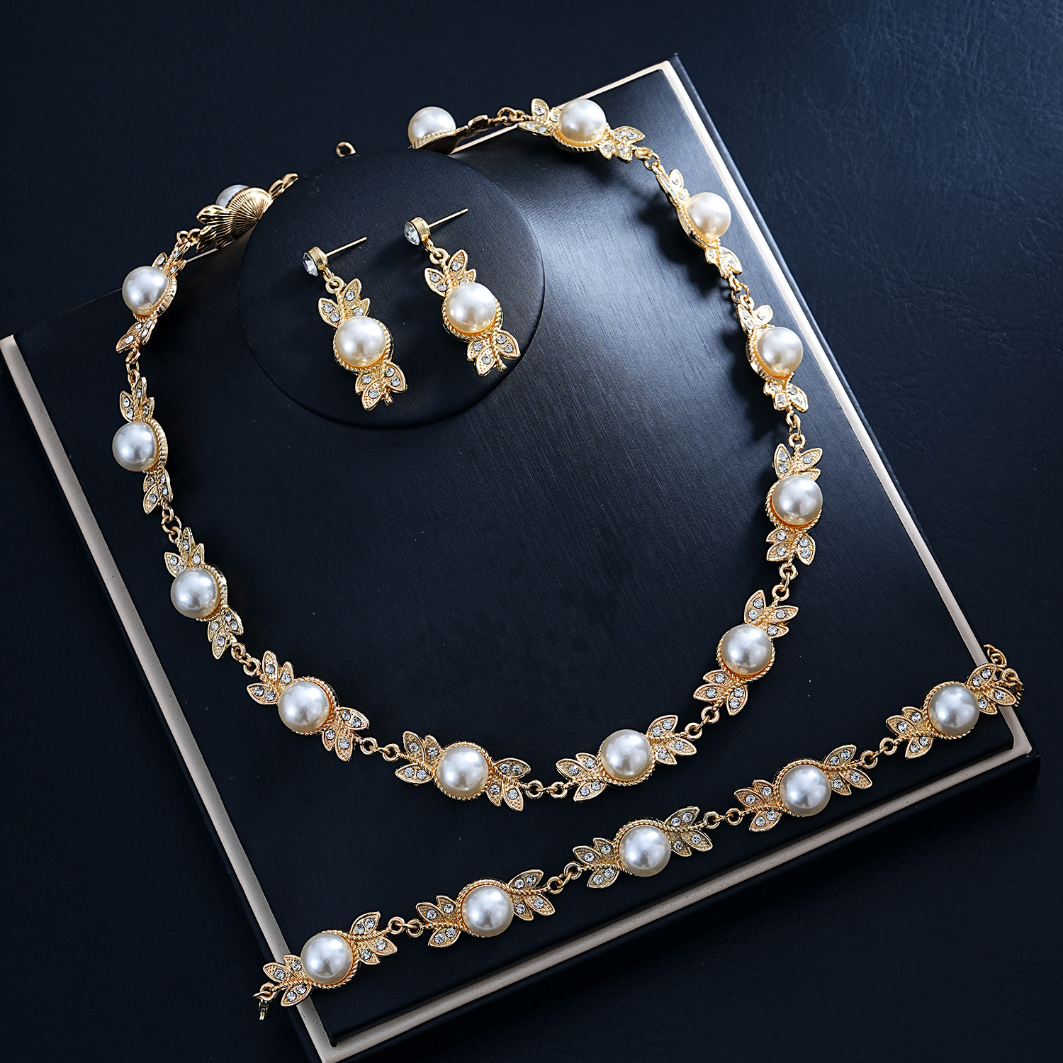 Soothing Light Luxury Pearl Calming Jewelry Set, Relaxing Peaceful Mood  Women Banquet Evening Dress Sleep Friendly Accessories