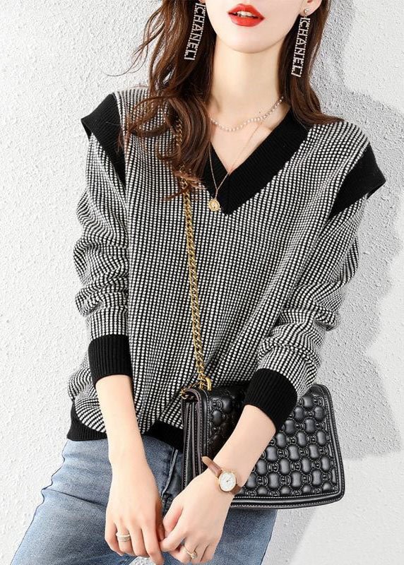 Plus Size Black V Neck Plaid Knit Sweater Tops Winter CK2993- Fabulory