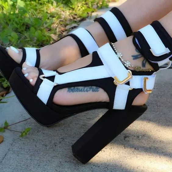2022 Women Platform Sandals Open Toe Cut Out High Heels Shoes Hook-and-Loop Ankle Strap Sexy Stiletto Shoes Buckle Decor Sandals