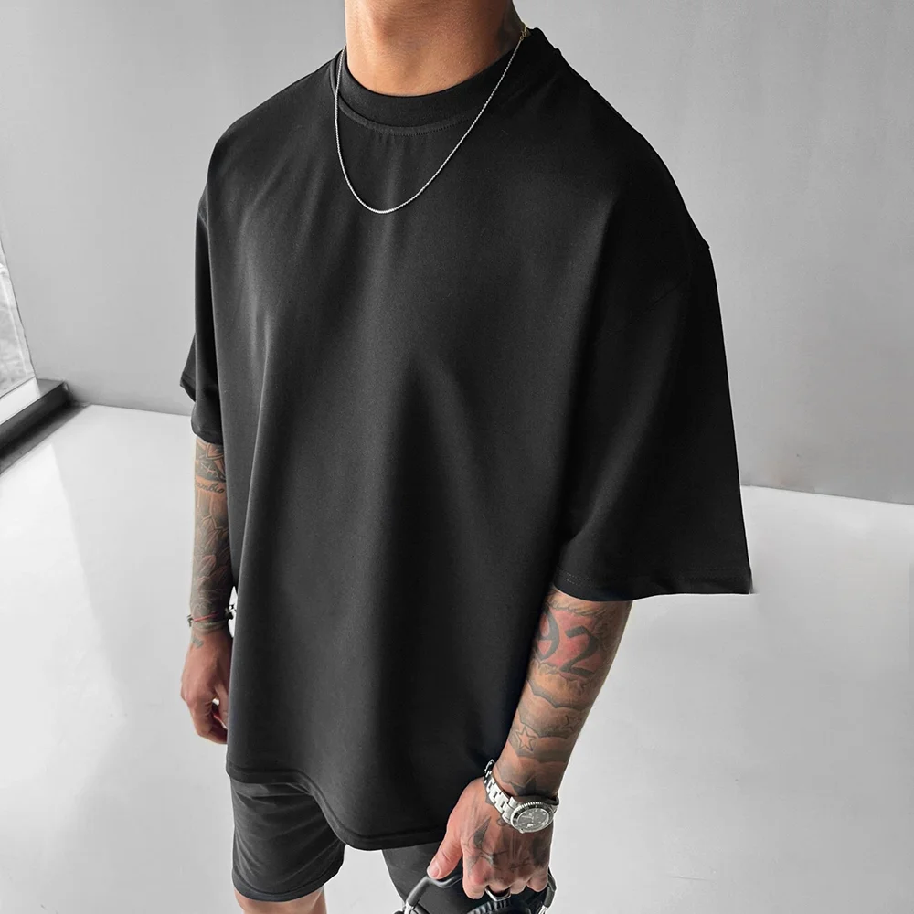 Neutral Simple Basic Solid Color T-shirt、、URBENIE