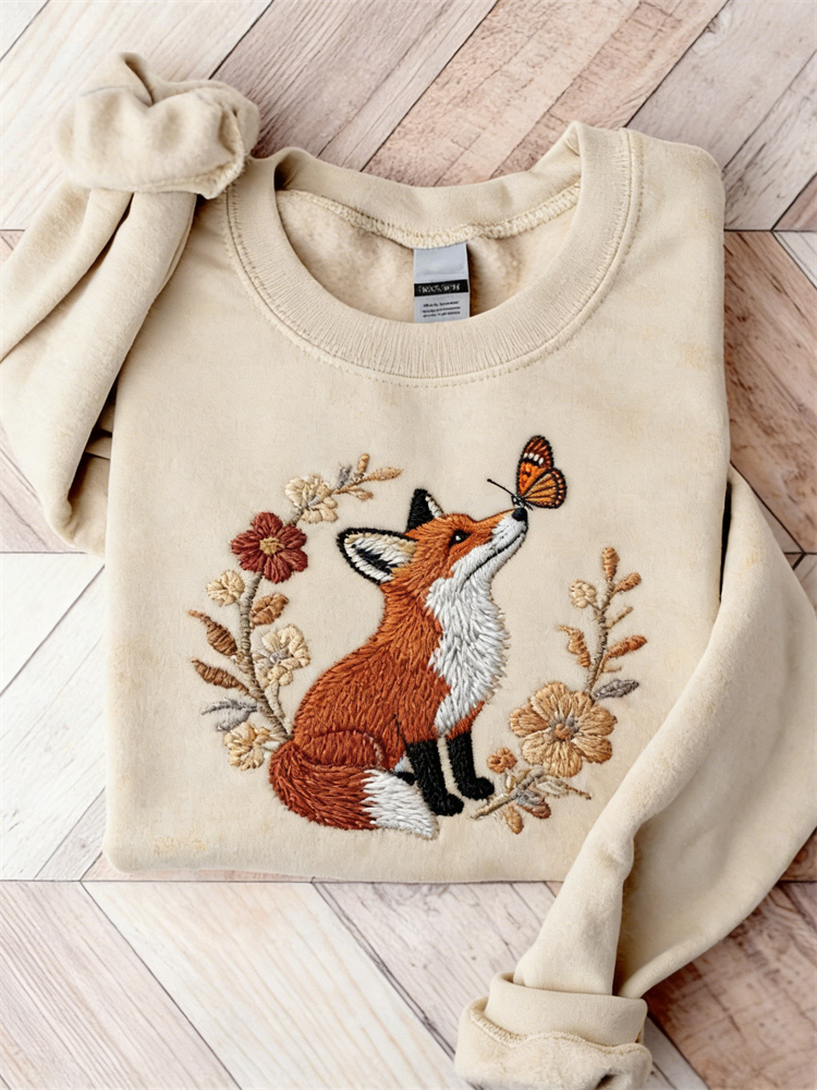 Vintage Fox & Butterfly Floral Cozy Sweatshirt wearshes