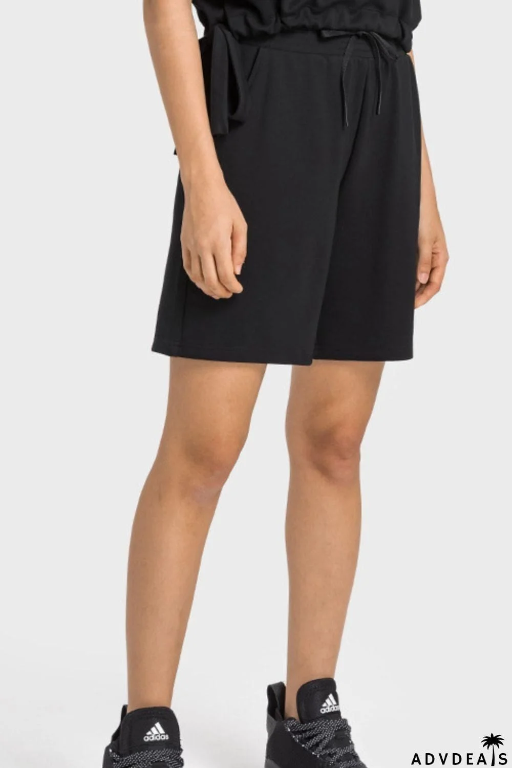 Drawstring Elastic Waist Sports Bermuda Shorts