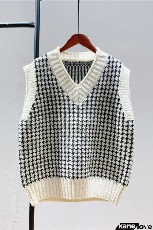 Houndstooth V Neck Vest