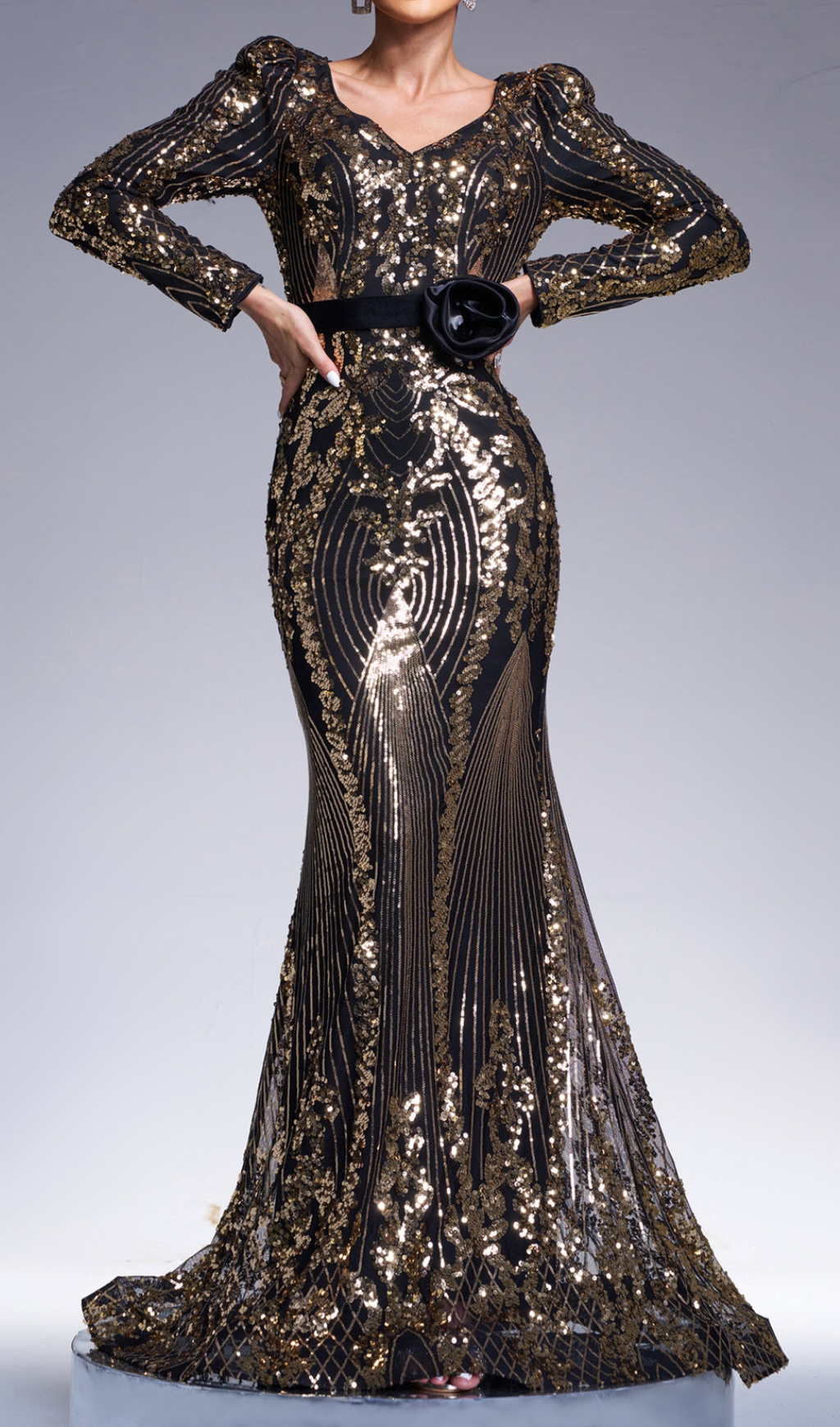 Fashionslee Women Chapa Gold Sequin Long Sleeve Maxi Dress