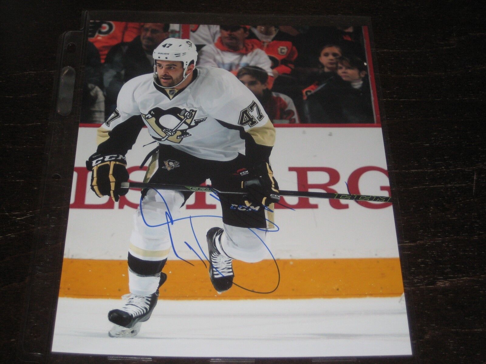 TOM SESTITO autographed PITTSBURGH PENGUINS 8X10 Photo Poster painting