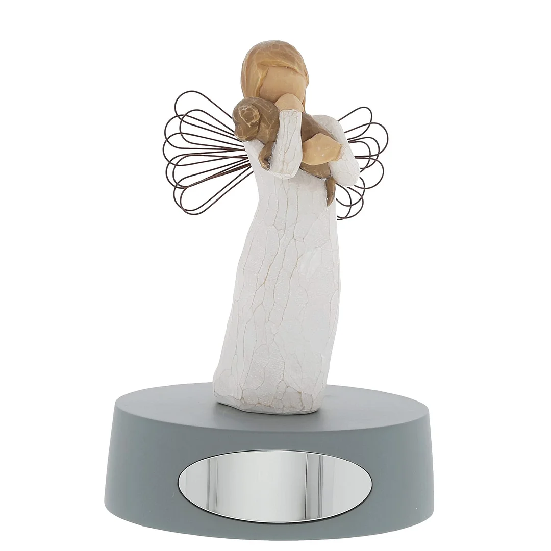 Angel of Friendship Figurine by Willow Tree
