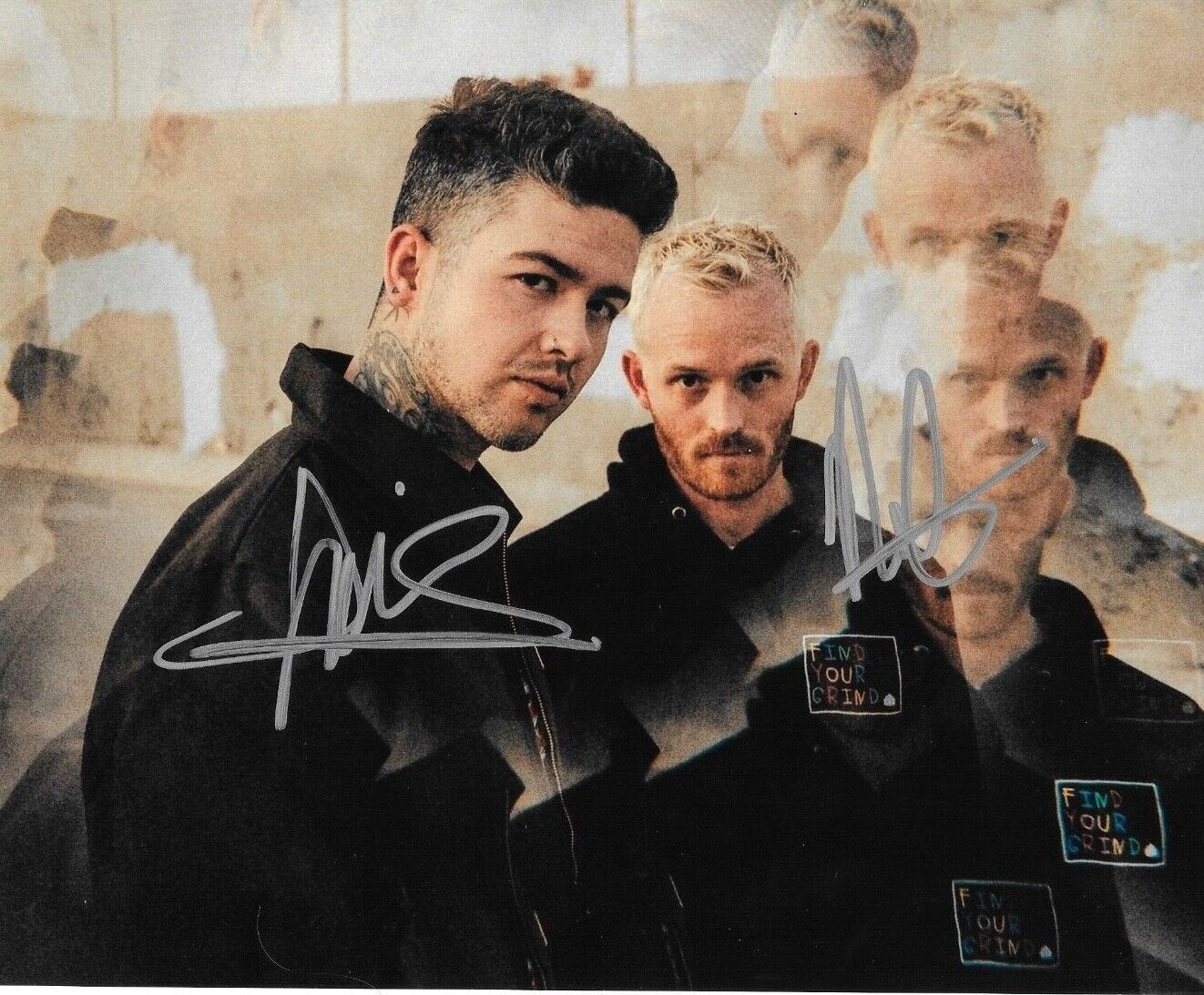 * GIRLFRIENDS BAND * signed 8x10 Photo Poster painting * TRAVIS MILLS & NICK GROSS * 5