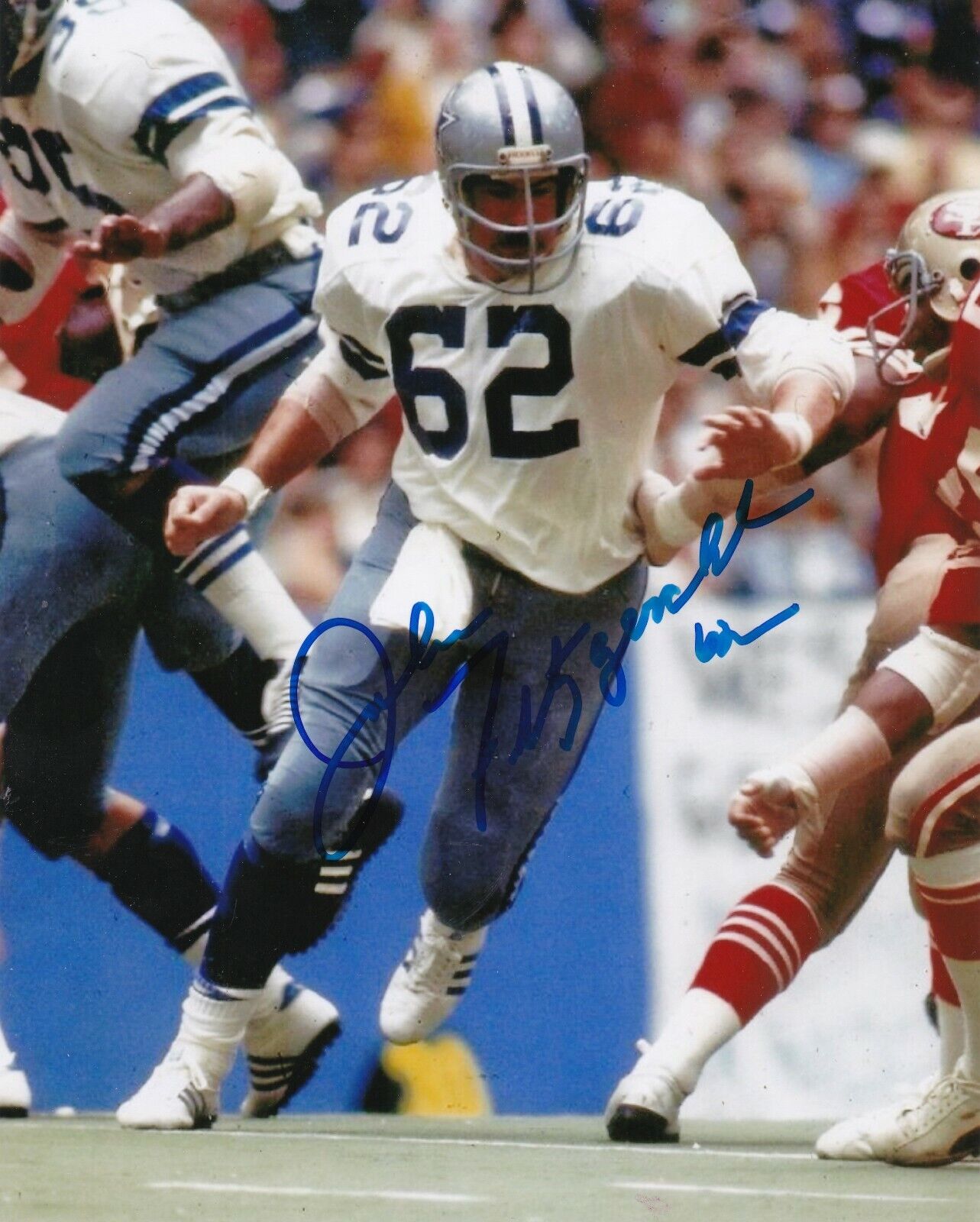 JOHN FITZGERALD DALLAS COWBOYS ACTION SIGNED 8X10