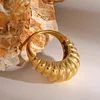 Chic Croissant 18K Golden Ring
