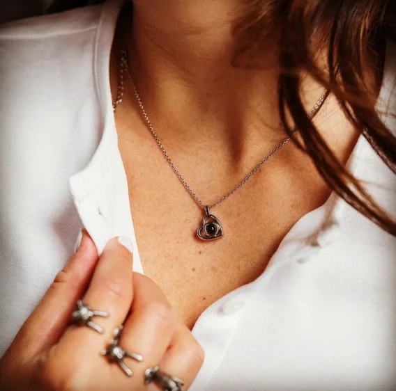 WeaRecall&trade; C&oelig;ur Personnalis&eacute;(Livraison Gratuite + 50% de R&eacute;duction Aujourd'hui Seulement !) wetirmss