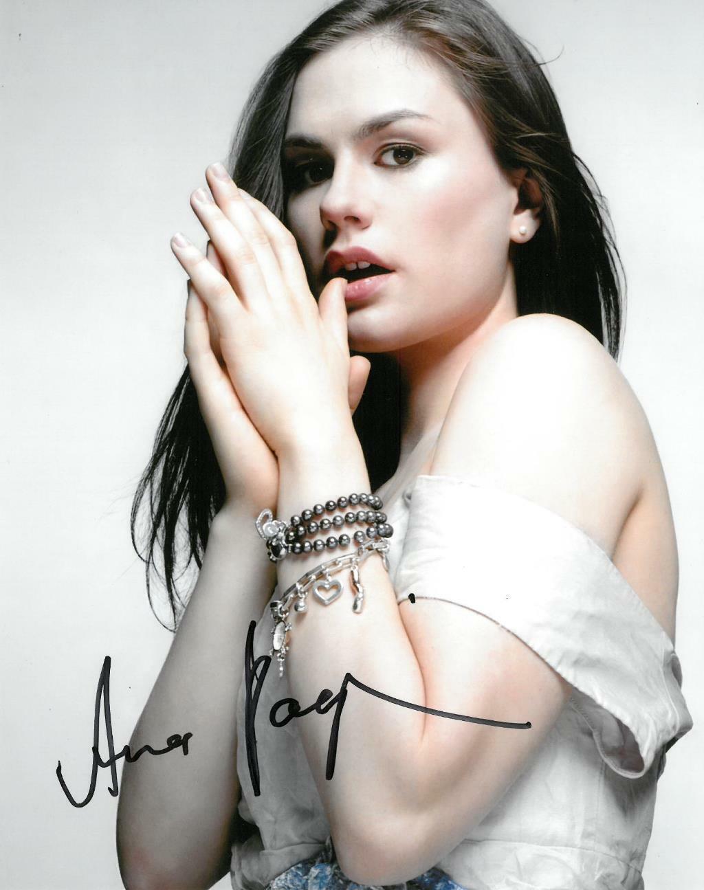 Anna Paquin Signed Authentic Autographed 8x10 Photo Poster painting PSA/DNA #AF21625