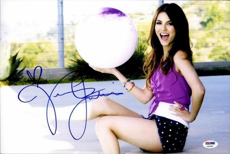 Victoria Justice authentic signed 10x15 Photo Poster painting W/ PSA Certificate Autographed Q7