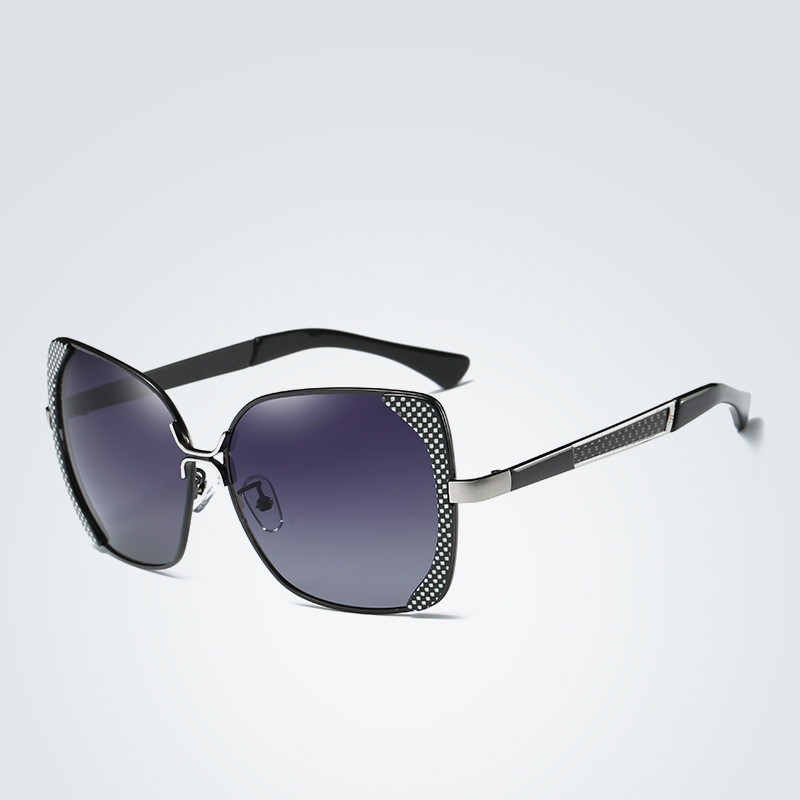 Mature Women's Polarized Sunglasses Classic Frame Driving Glasses