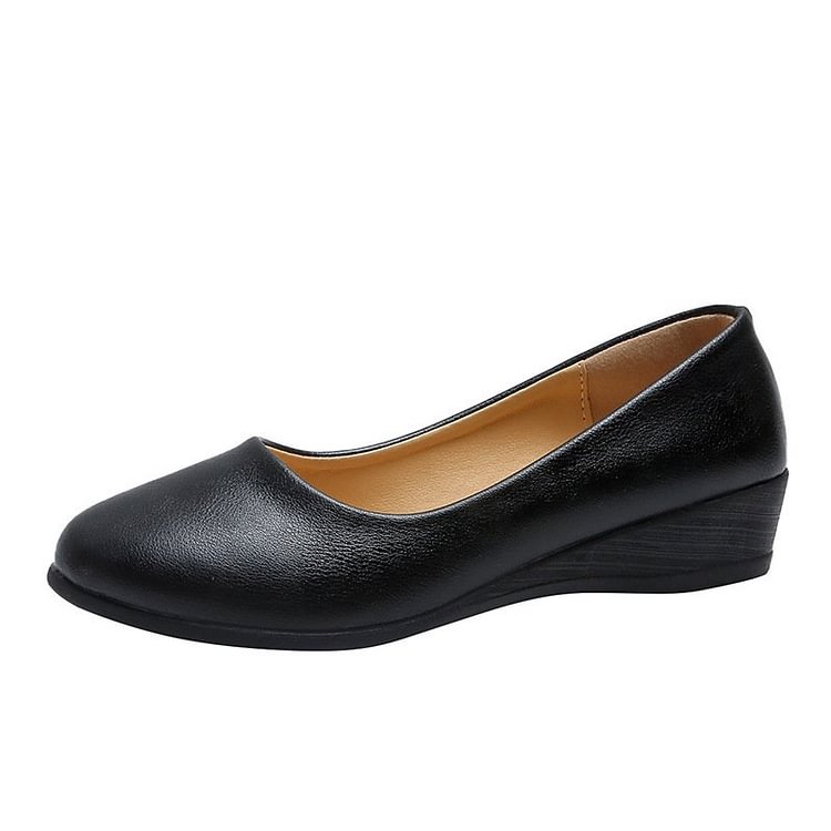 Comfortable pointy toe beanie shoes