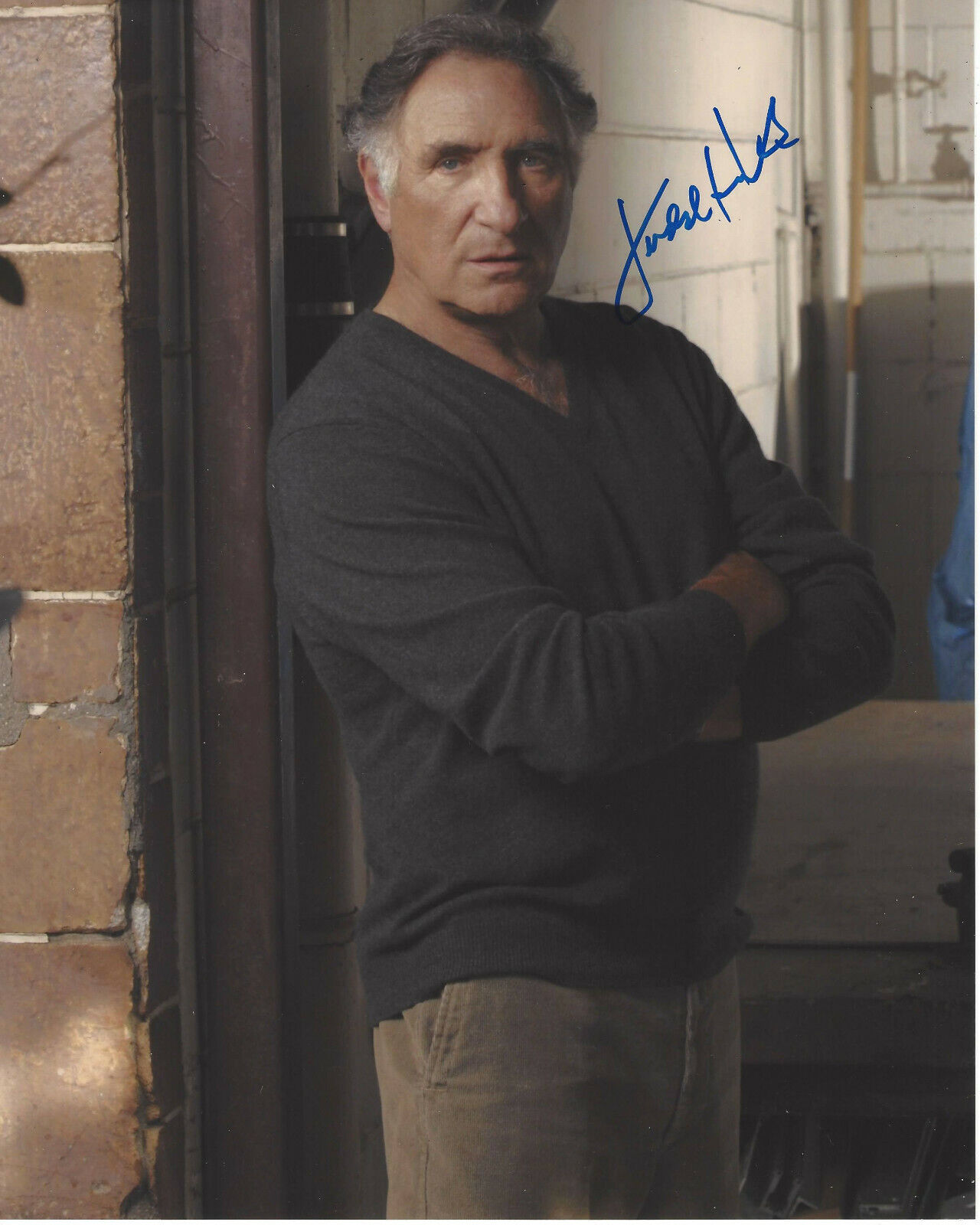 JUDD HIRSCH SIGNED AUTHENTIC 'TAXI' 8X10 Photo Poster painting F w/COA TV ACTOR NUMB3RS