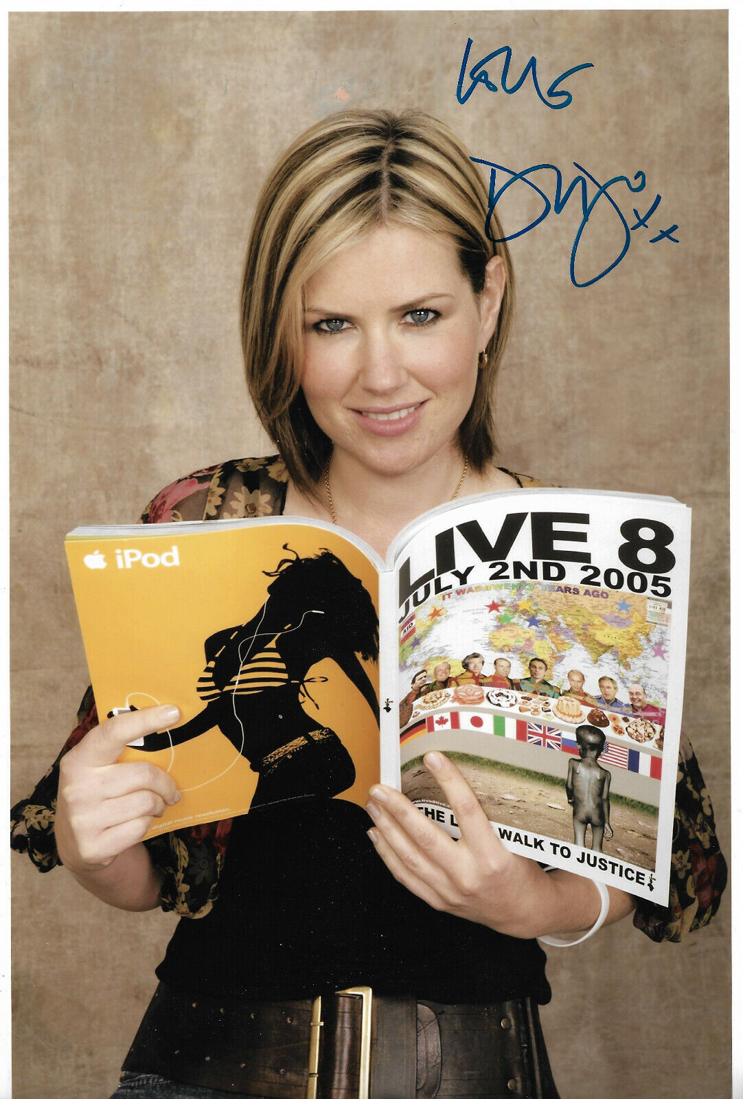 Dido signed 8x12 inch Photo Poster painting autograph