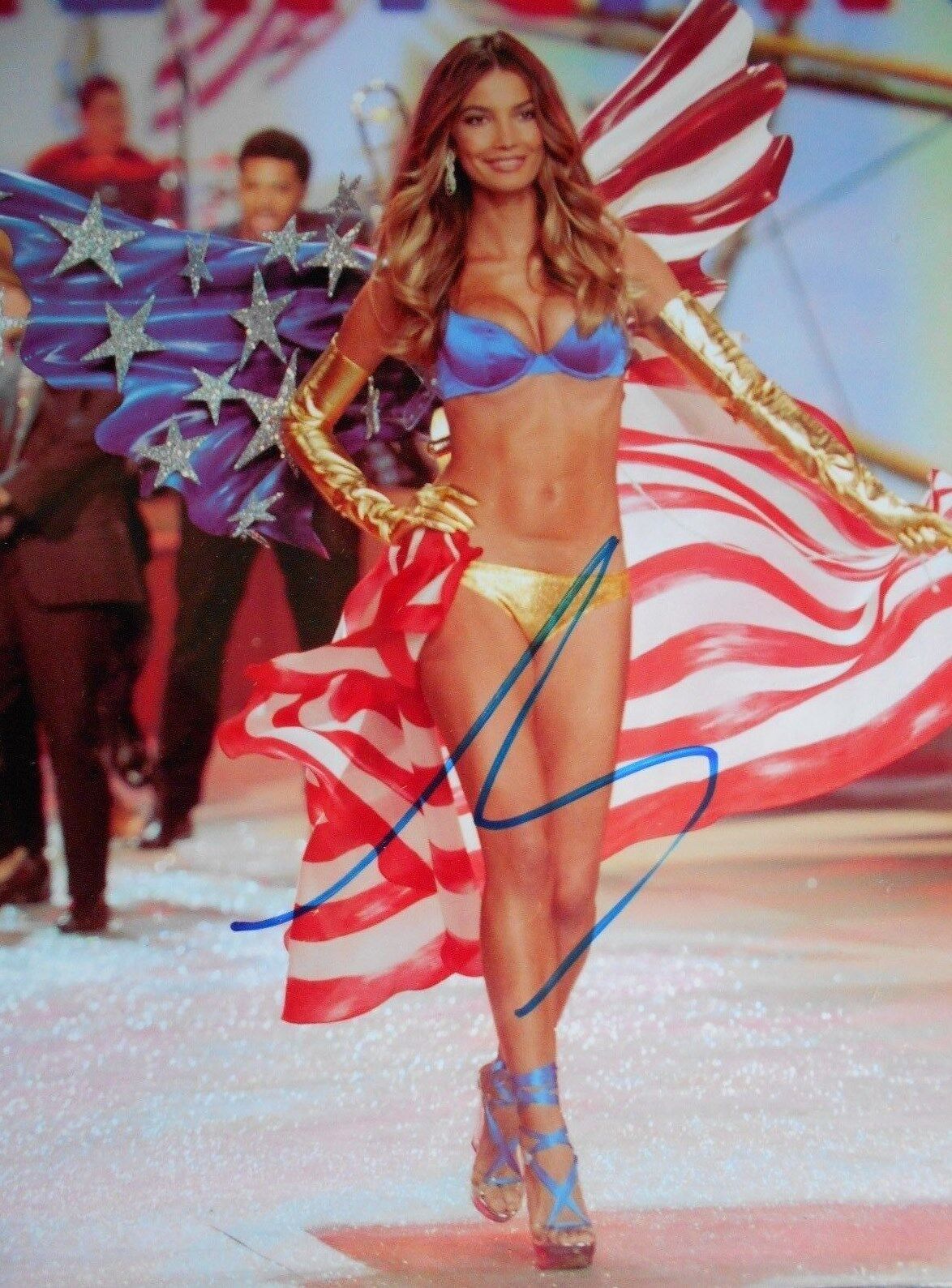 LILY ALDRIDGE V.S. & S.I. MODEL* HOT Photo Poster painting AUTOGRAPHED 8 X 10 W/COA