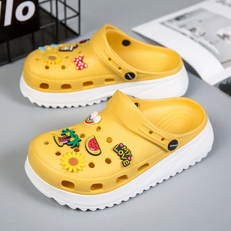 Qengg Sale Cute Cartoon Women Sandals Casual Thick Sole Garden Shoe Women Clogs Fashion Yellow Summer Platform Sandal Women Slides