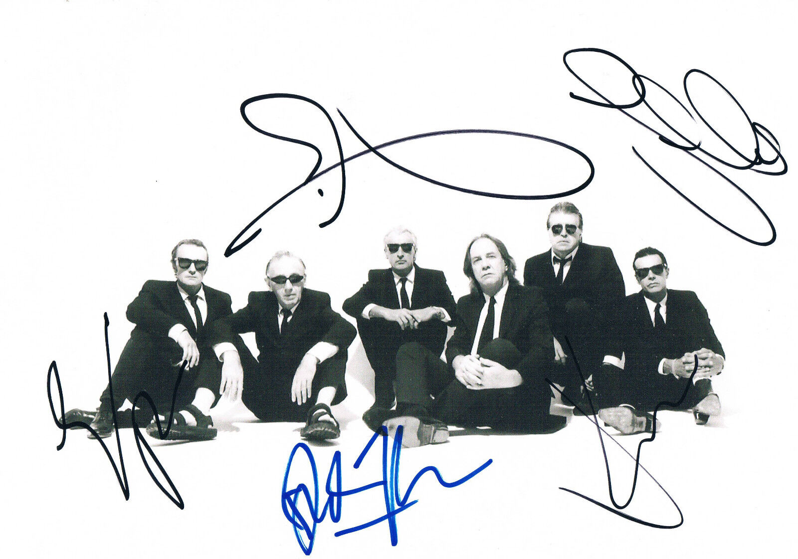 The Pretty Things genuine autograph 8x12