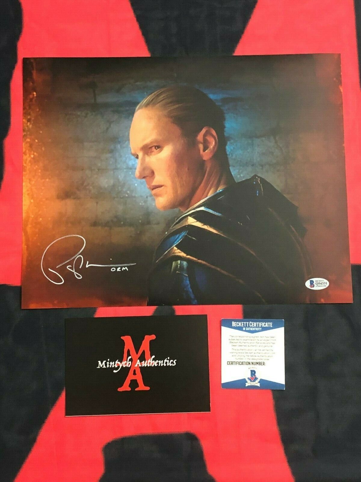 PATRICK WILSON AQUAMAN AUTOGRAPHED SIGNED 11x14 Photo Poster painting! BECKETT COA! ORM!