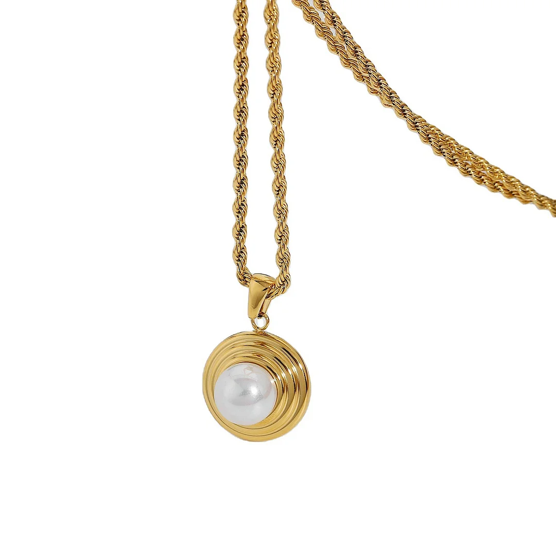 Water ripple chain horn shell necklace